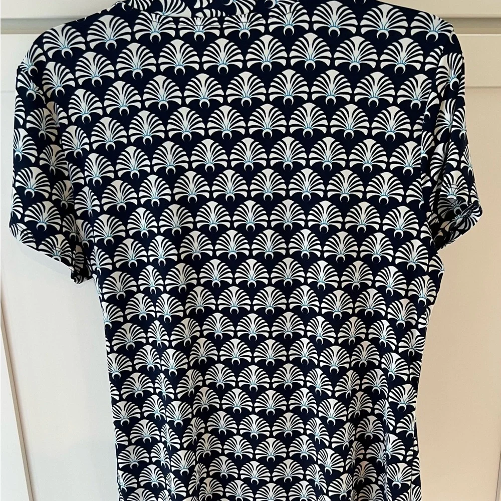 Patterned crossover top by Charter Club size L - Picture 4 of 8